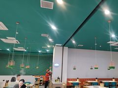 -浪里寻·臻牛养生牛肉火锅(方圆荟店)