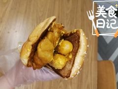无肉不欢饿霸堡-肯德基(黎阳映像店)