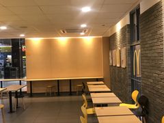 -麦当劳(石坝服务区店)