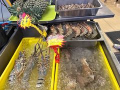 -J Daeng Seafood