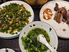 -万重锦·人文川菜馆(骡马市店)