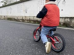 -八爪矩阵极限运动馆·儿童平衡车·感统训练(南海子公园校区)