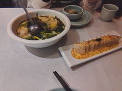 -江城小馆陕南妈妈菜·全球旅行餐厅(钟楼店)