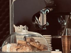 -Cafe Villa