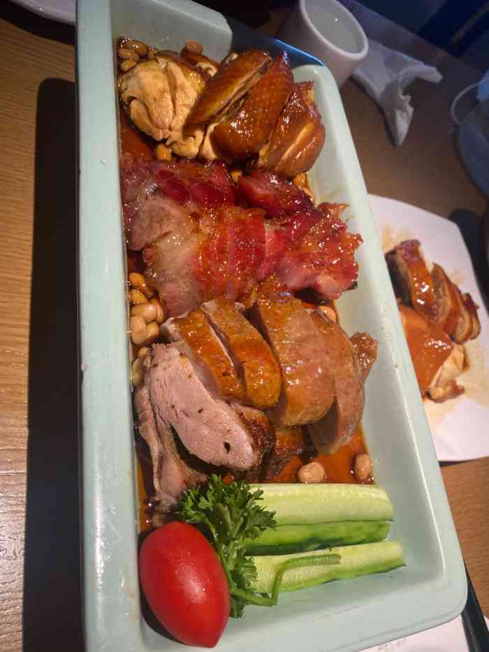 避风塘(虹口龙之梦店)-"避风塘还是很不错的,就是每次要排队 太烦.