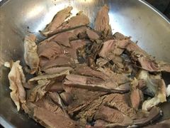 -老石黑山羊毛驴肉火锅(金凯广场店)