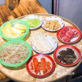 北京路的超大盘麻辣烫，真的绝了