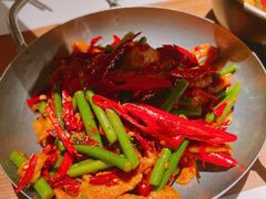黔味宫爆松板肉-山野板扎·云贵川Bistro(上海首店)