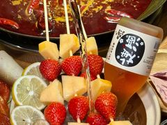 -卤校长重庆火锅(银泰城店)