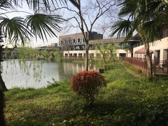-上海怡沁园度假酒店