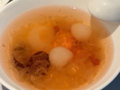 桃胶银耳八宝羹-屋里厢上海菜馆