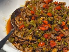 -三湘四水正宗湘菜(君峰路店)