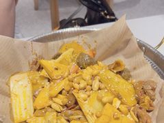 -红渡小香·牛肉麻辣香锅(车站南路店)