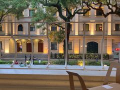 景观位-星巴克臻选(广州沙面店)