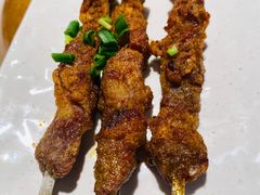 -三人行骨头王火锅(长寿店)