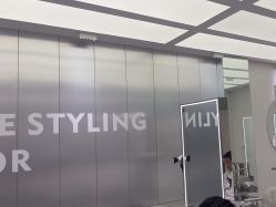 -PE SALON