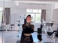 -RM GYM健身私教馆(白云元立方创意园店)