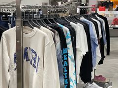 -LuOne凯德晶萃广场(徐家汇路店)