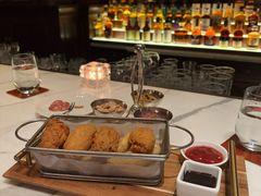 -LONG BAR 廊吧(外滩华尔道夫酒店)