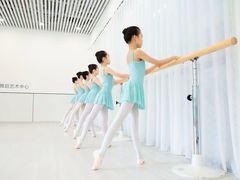 -星光舞蹈艺术中心