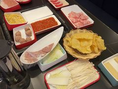 -渝水岸·鲜货火锅(新村7店)