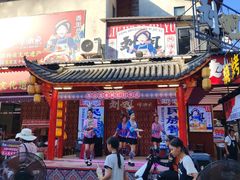 -刘姐啤酒鱼民族演艺餐厅(西街总店)