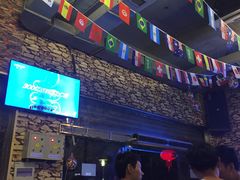 等位区-老五烧烤(盘金华府总店)