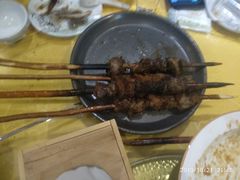 -巴达木食府