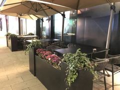 露天位-鼎鼎西餐厅