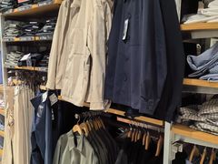 -优衣库(北京万柳华联购物中心店)