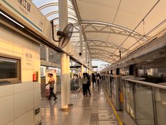 -浦江镇(地铁站)