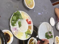 -官塘陈记鱼生·潮汕砂锅粥·牛肉火锅(潮枫路总店)