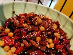 自贡冷吃兔丁-卯火锅(人和协信店)