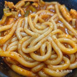 饞兜兜新疆炒米粉