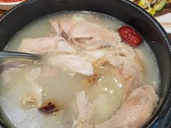-长寿参鸡汤(朝韩风情街店)