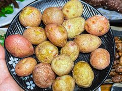 -呼吉牧蒙古烤肉·烧烤·小龙虾