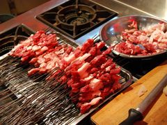 -老钟家烤羊排·敦伊阁清真餐厅胡羊焖饼