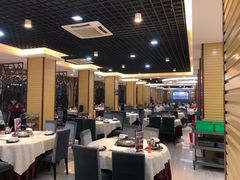 大堂-越百海海鲜蒸锅(乐山店)