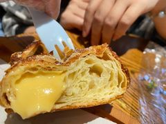杏仁牛角-YUMI芽米·法式烘焙·咖啡(文化宫店)