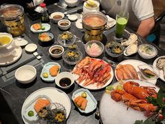 -半岛翡丽海鲜自助餐厅(观风亭店)