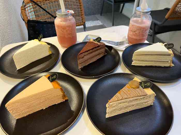 crepes cake千层蛋糕(江北店)-"[薄荷]环境:整体就是ins风,座位还.