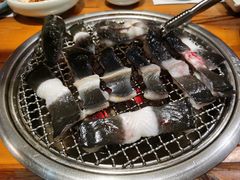 -草家酱蟹炭火烤肉店(珲春南路一店)
