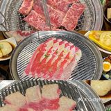 全程也都有帮烤 还有给一盘灵魂葱丝 生菜包肉绝！