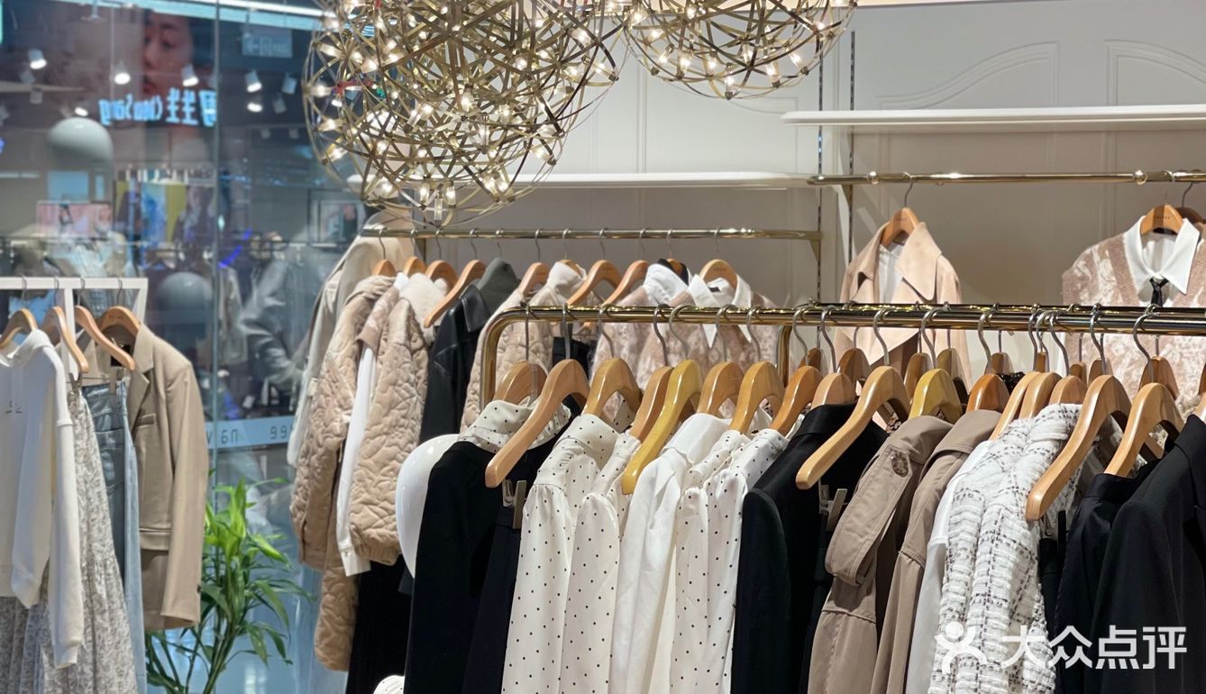 女生必逛的naivee纳薇女装|承包你的一年四季01