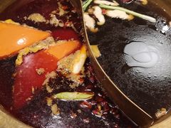-小天鹅火锅·一线江景洪鼎旗舰店(洪崖洞店)