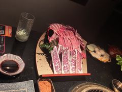 -铭牛烧肉·和牛海鲜自助(高新月牙湖店)