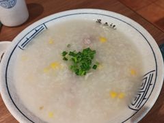 玉米鲜百合碎肉粥-冯不记米坊(凯德广场店)