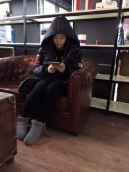 点击看大图 -比优缇发型工作室