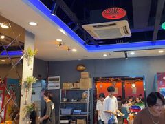 -老街烧烤大排档·地道湖北菜·龙虾馆(汉口火车站店)