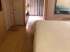 -全季酒店(上海金桥路地铁站店)